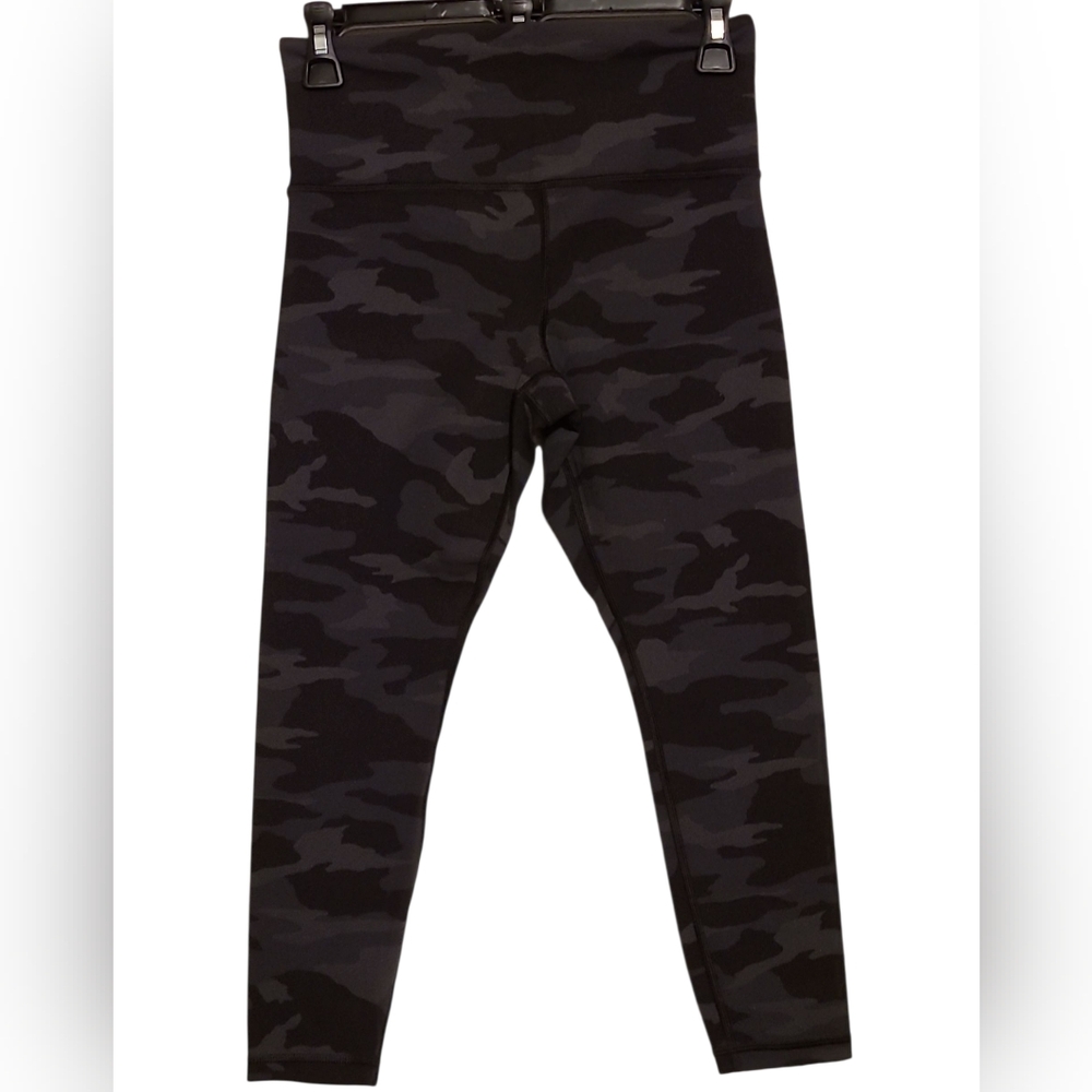 ATHLETA| CAMO LEGGINGS CROPPED SIZE SMALL PETITE